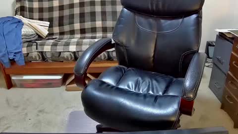 Snapshot of jimmy_d47 chatting on January 2, 12:45 am jimmy_d47 online show from January 2, 12:45 am