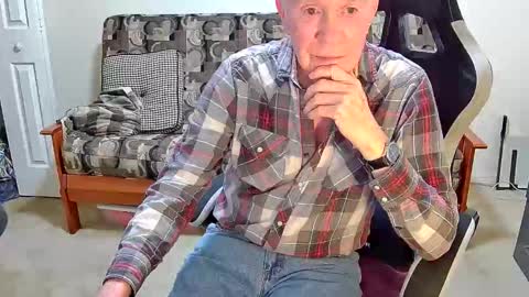 Snapshot of jimmy_d47 chatting on February 22, 7:01 pm jimmy_d47 online show from February 22, 7:01 pm