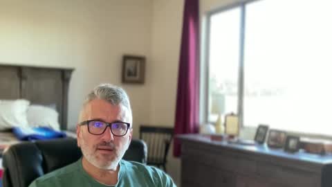 Snapshot of jimmyaaron chatting on December 29, 4:08 pm Dad of Three online show from December 29, 4:08 pm