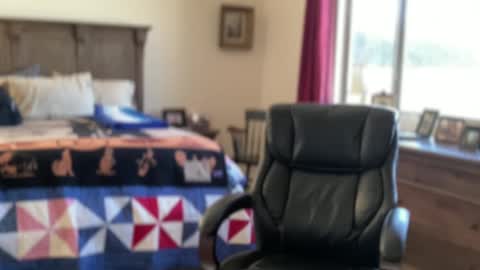 Snapshot of jimmyaaron chatting on January 15, 8:48 pm Dad of Three online show from January 15, 8:48 pm