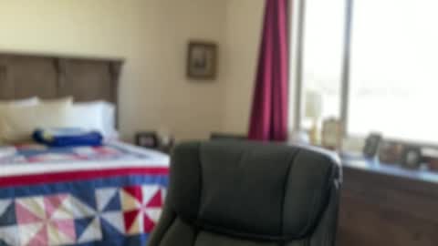 Snapshot of jimmyaaron chatting on March 2, 5:47 pm Dad of Three online show from March 2, 5:47 pm