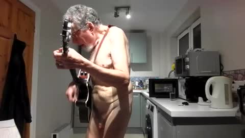 Snapshot of jimmybenido chatting on February 18, 6:15 pm Jim Redgewell online show from February 18, 6:15 pm