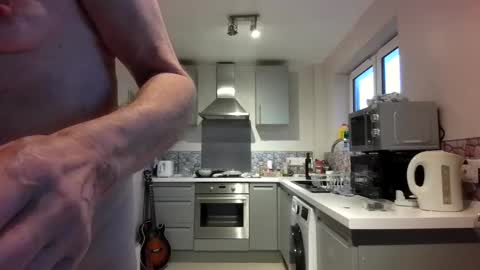 Snapshot of jimmybenido chatting on March 6, 6:04 pm Jim Redgewell online show from March 6, 6:04 pm