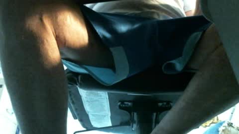 Snapshot of jimsundies chatting on May 16, 12:15 pm jimwellhung online show from May 16, 12:15 pm