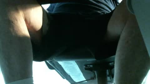 Snapshot of jimsundies chatting on May 31, 3:15 am jimwellhung online show from May 31, 3:15 am