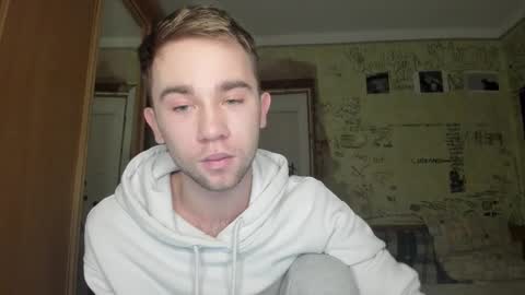 Snapshot of jimyti_bad_boy chatting on January 7, 10:34 pm jimyti_bad_boy online show from January 7, 10:34 pm