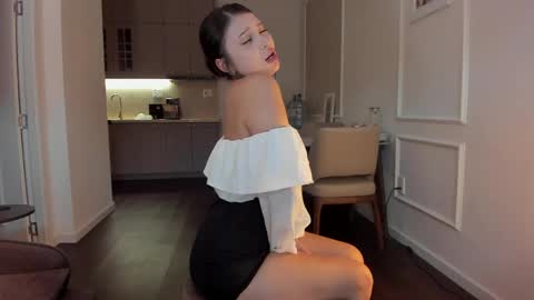 Snapshot of jina_meow chatting on May 30, 2:30 am Jina meow online show from May 30, 2:30 am