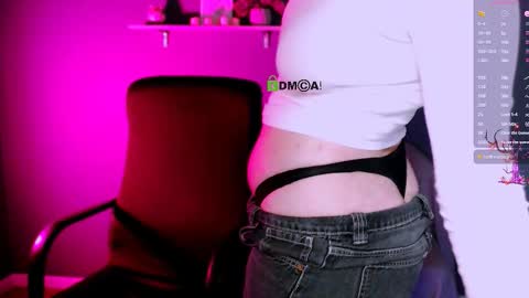 jina_toys online show from November 19, 8:53 pm