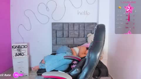 kim online show from November 18, 2:43 pm