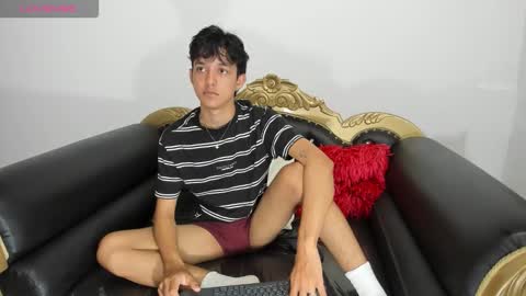 Snapshot of jisus_catt chatting on January 15, 1:32 am Jisusth online show from January 15, 1:32 am