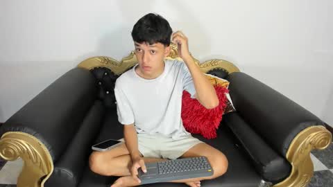 Snapshot of jisus_catt chatting on February 8, 12:08 pm Jisusth online show from February 8, 12:08 pm