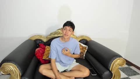 Snapshot of jisus_catt chatting on February 12, 11:11 pm Jisusth online show from February 12, 11:11 pm