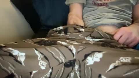 jj777523612 online show from April 3, 8:45 am