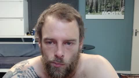 Snapshot of jjameson41 chatting on January 12, 2:50 am JamesJan van Rebel online show from January 12, 2:50 am