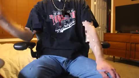 Snapshot of jjjjjfive chatting on March 22, 3:32 am jjjjjfive online show from March 22, 3:32 am