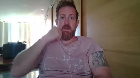 Snapshot of jmate13 chatting on May 22, 12:00 pm jmate13 online show from May 22, 12:00 pm
