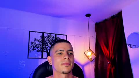 Snapshot of jmortton chatting on December 3, 7:21 am IGJmortton online show from December 3, 7:21 am