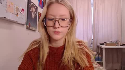 Snapshot of joan_kiss chatting on September 15, 11:32 am joan_kiss online show from September 15, 11:32 am