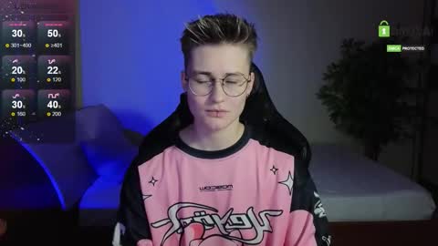 J online show from October 12, 7:02 pm