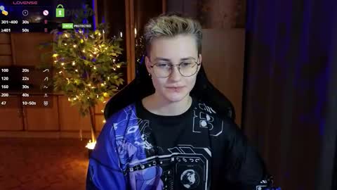 Snapshot of joan_night chatting on March 3, 9:21 pm J online show from March 3, 9:21 pm