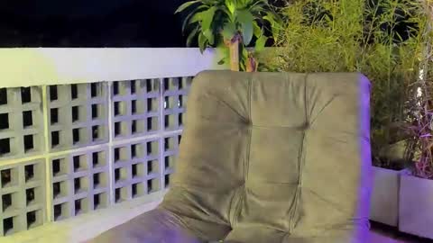 JOAN SAENZ online show from December 25, 5:37 am