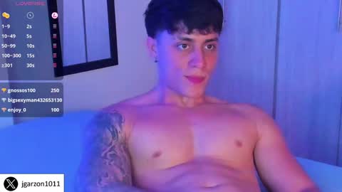 joan_soto online show from December 3, 7:44 pm