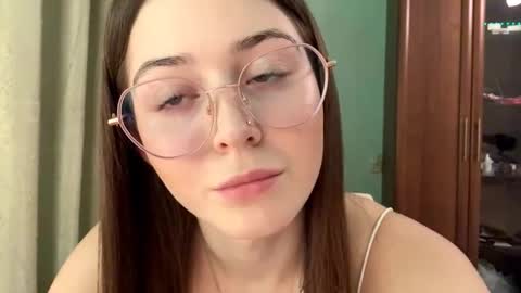 Adel online show from November 30, 5:17 pm