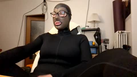 The sweetest toy online show from September 17, 7:15 pm