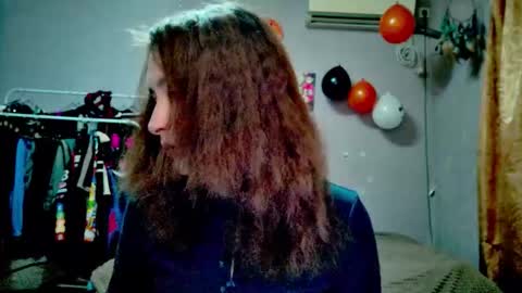 Joannatompson online show from October 28, 10:45 pm