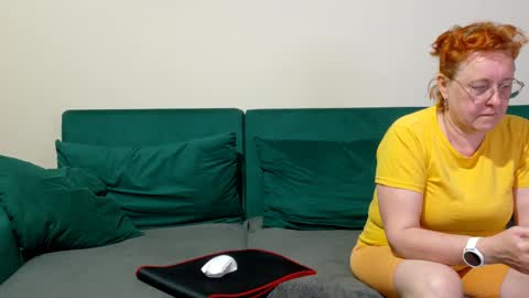 Joanna and Greg online show from May 6, 9:14 am