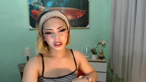Snapshot of joannamuse chatting on July 13, 12:57 am joanna online show from July 13, 12:57 am