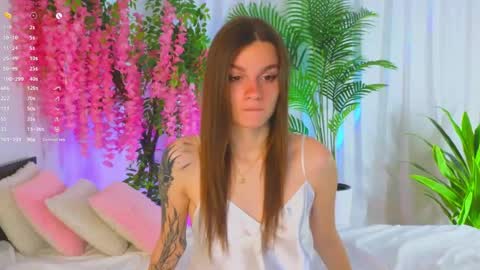Eva online show from May 1, 7:07 pm