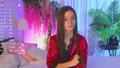 Snapshot of joannerichardson chatting on July 16, 7:20 pm Eva online show from July 16, 7:20 pm