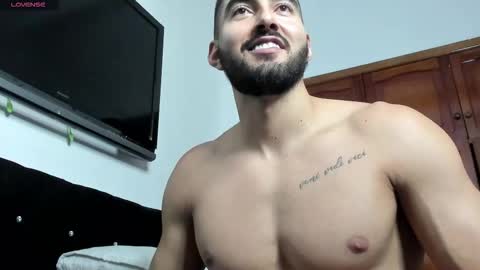 JOAO BATISTA online show from December 4, 3:49 am