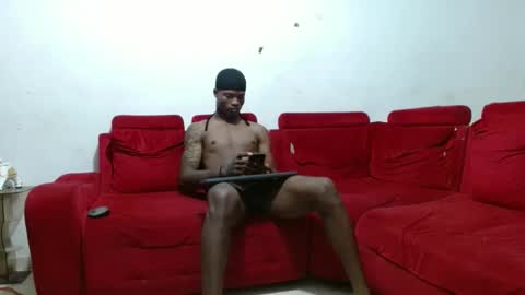joao_leao online show from December 6, 11:44 am