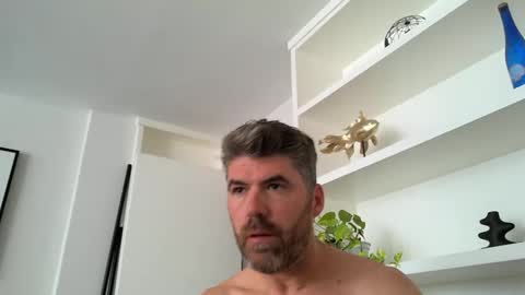 Snapshot of joaquinix123 chatting on September 21, 11:12 am joaquinix123 online show from September 21, 11:12 am