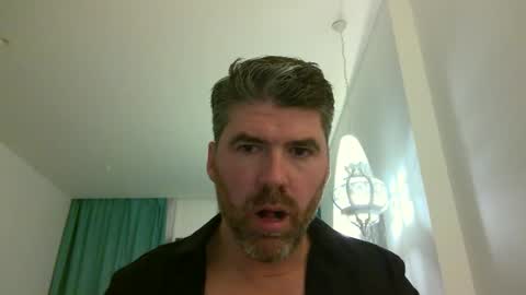 Snapshot of joaquinix123 chatting on November 22, 12:20 am joaquinix123 online show from November 22, 12:20 am