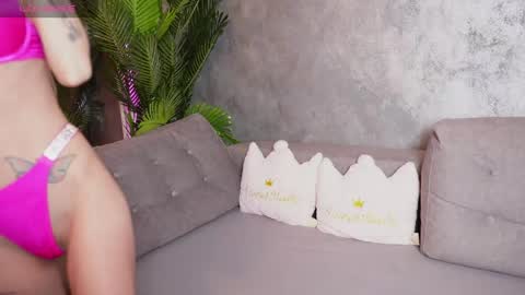 Snapshot of jobarbie chatting on May 26, 8:05 pm jobarbie online show from May 26, 8:05 pm
