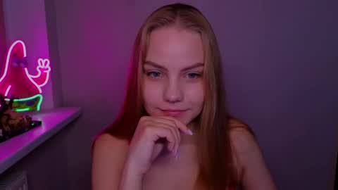 Jodie 3 returning TODAY online show from June 4, 7:53 pm