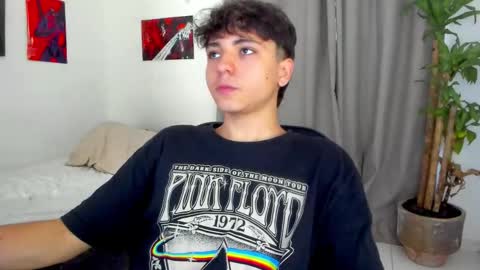 Snapshot of joe23___ chatting on March 1, 2:08 pm Joe online show from March 1, 2:08 pm