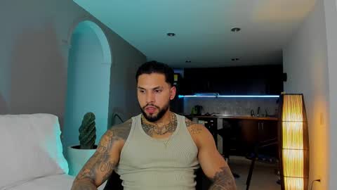 Snapshot of joe_esthetic chatting on February 11, 11:22 pm joe_esthetic online show from February 11, 11:22 pm