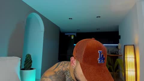 Snapshot of joe_esthetic chatting on February 23, 3:24 am joe_esthetic online show from February 23, 3:24 am