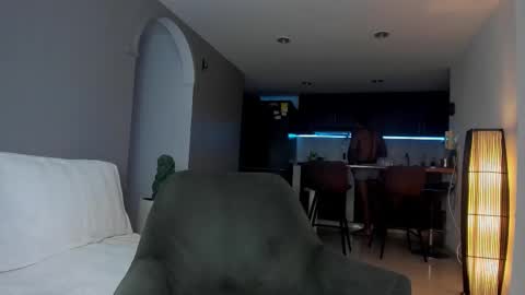 Snapshot of joe_esthetic chatting on November 13, 2:21 am joe_esthetic online show from November 13, 2:21 am