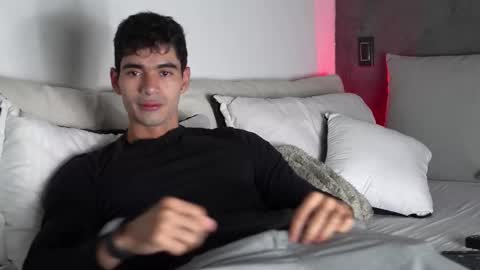 Snapshot of joe_steel1 chatting on November 2, 12:24 am joe_steel1 online show from November 2, 12:24 am