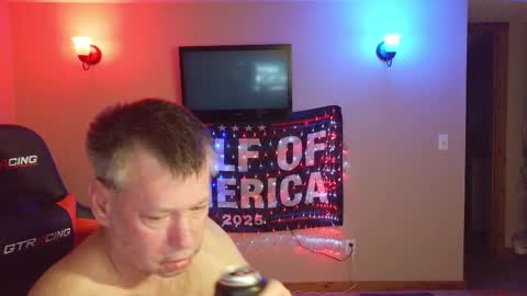 Snapshot of joejoe__ chatting on February 2, 8:24 am joejoe__ online show from February 2, 8:24 am