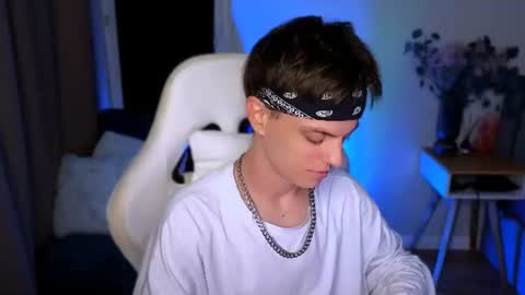 Snapshot of joelxlane chatting on July 11, 6:43 pm JOELXLANE online show from July 11, 6:43 pm