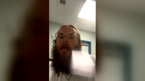 joey2snowy759685 online show from June 6, 9:30 pm