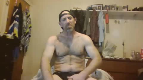 joey691013 online show from December 16, 1:27 pm