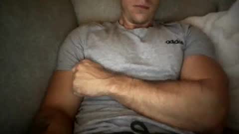 Snapshot of joeybanan chatting on December 15, 8:07 am joeybanan online show from December 15, 8:07 am