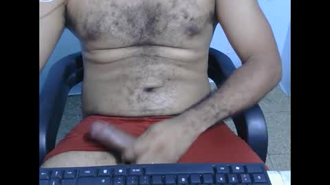 Snapshot of johan2222222222 chatting on April 22, 7:22 am johan2222222222 online show from April 22, 7:22 am
